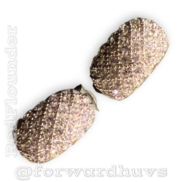 "Glamorous Vintage Hollywood-Style Clip-On Earrings with Sparkling Rhinestones - Picture 1 of 9